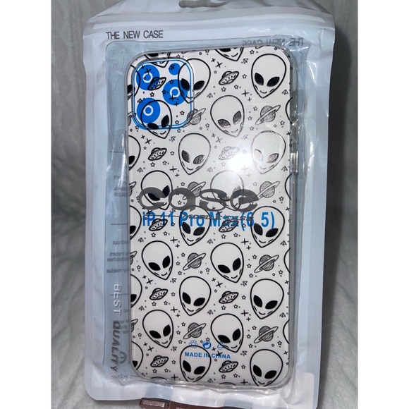 Cartoon Alien iPhone 11 Pro Max Case 👽 - Picture 14 of 17